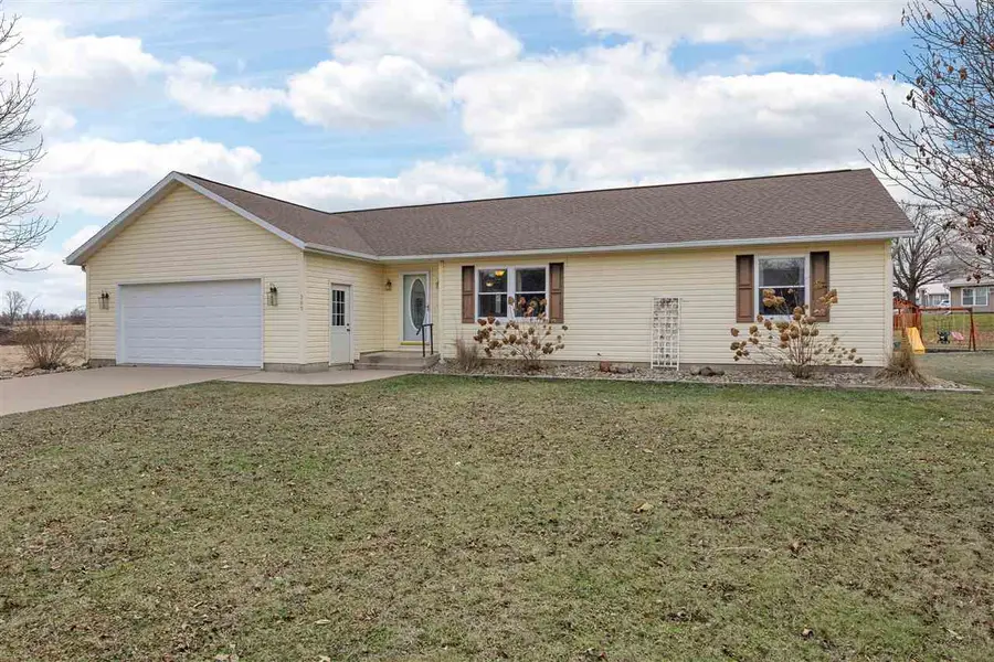 509 E 1st St, Tipton, IA 52772 - Image #2