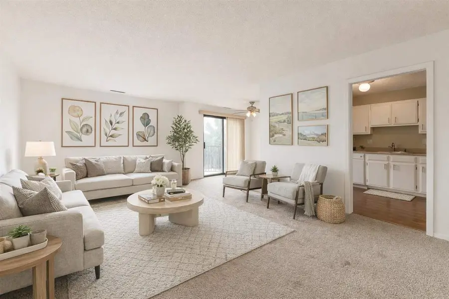 4571 Maureen Dr SE, Cedar Rapids, IA 52403 - Image #2