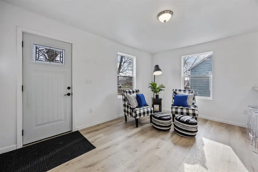 59 Walnut St, Tipton, IA 52772 - Image #3