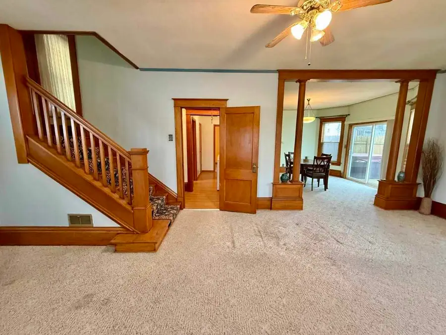 100 E Welsh St, Williamsburg, IA 52361 - Image #3