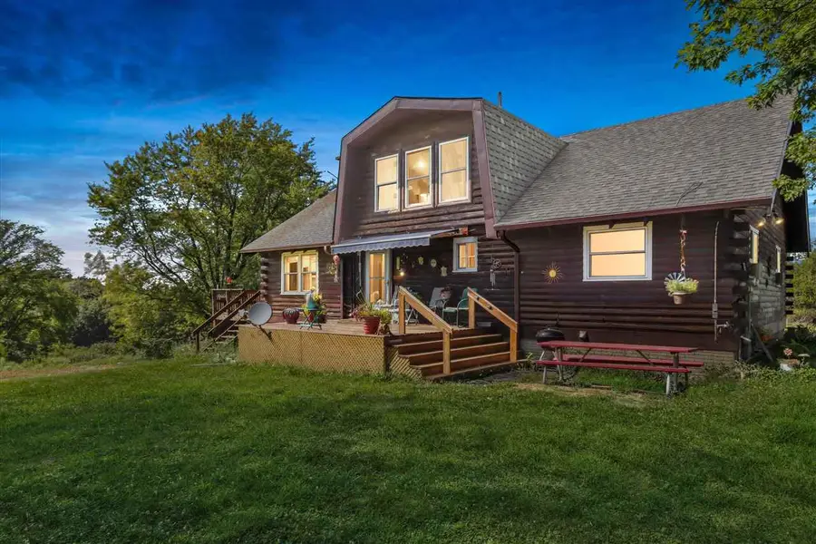 19523 V Ave, Columbus Junction, IA 52738 - #2