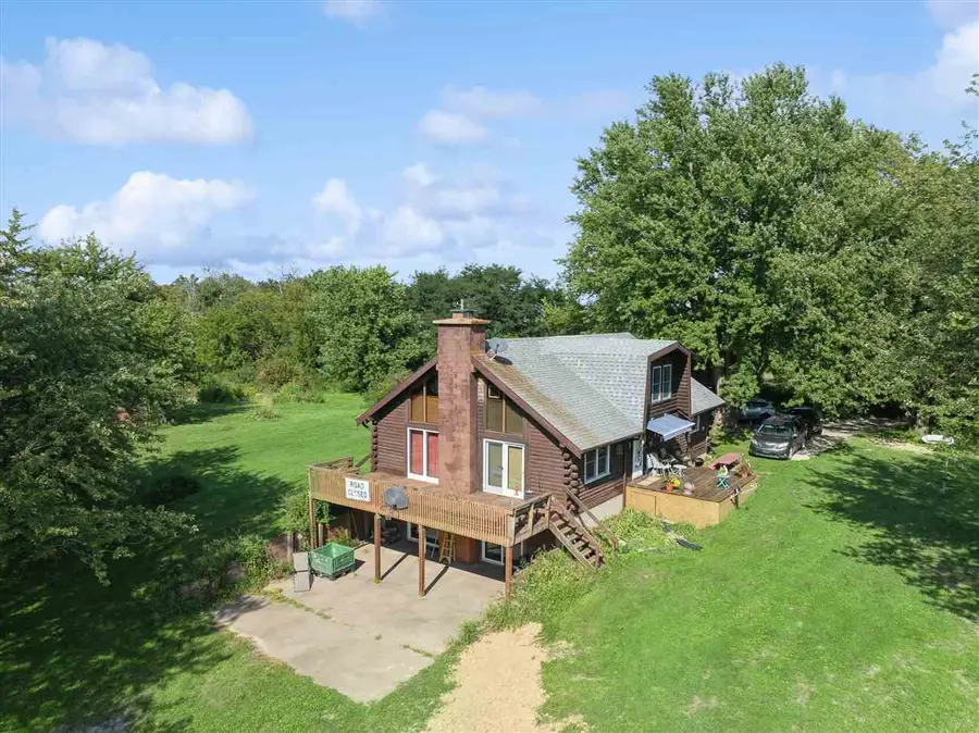 19523 V Ave, Columbus Junction, IA 52738 - #3