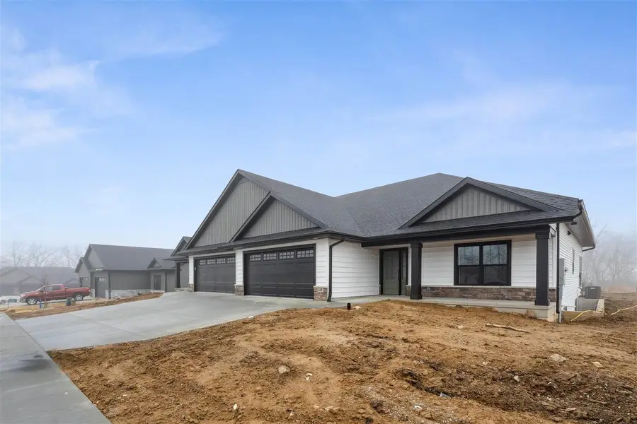 640 Maclan Ct, Iowa City, IA 52246 - Image #2