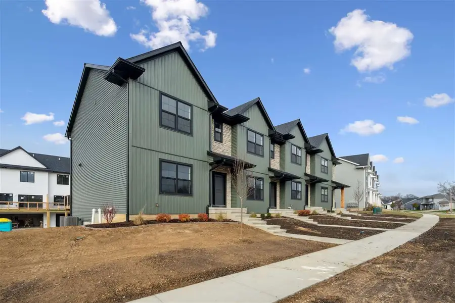 4707 Preston Ln, Iowa City, IA 52246 - Image #2