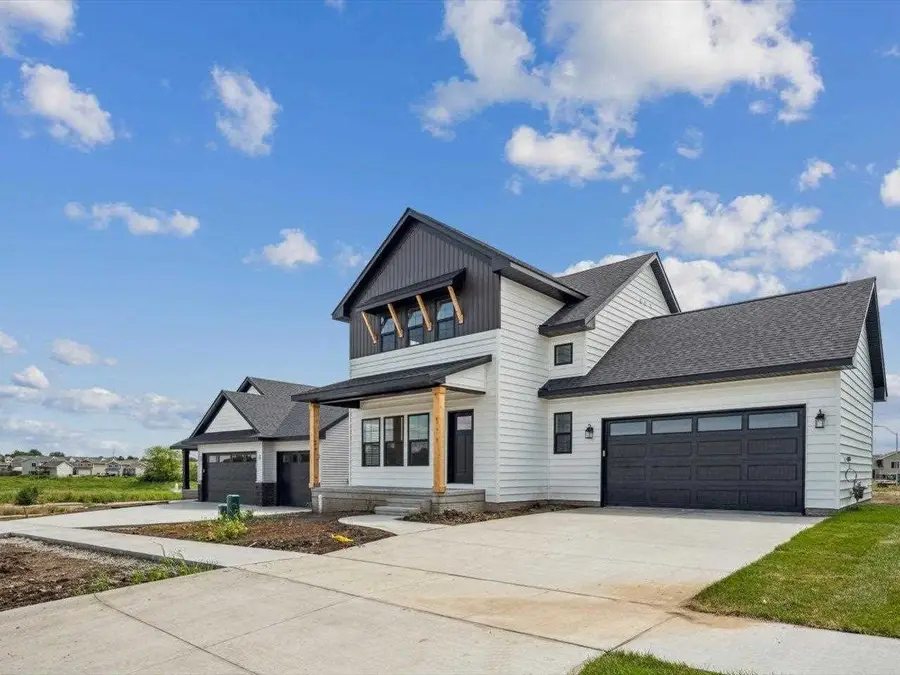 1305 Frontier Loop, Iowa City, IA 52240 - Image #2