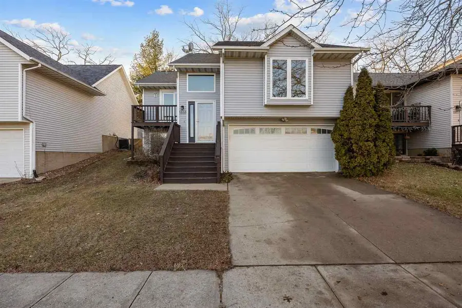 1333 Coll Dr, Iowa City, IA 52246 - Image #2