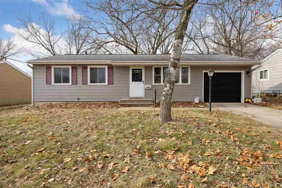 2023 Union Rd, Iowa City, IA 52240 - Image #1