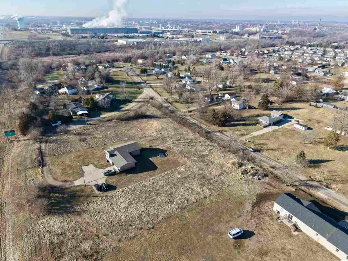 2641 Union Dr SW, Cedar Rapids, IA 52404 - Image #1