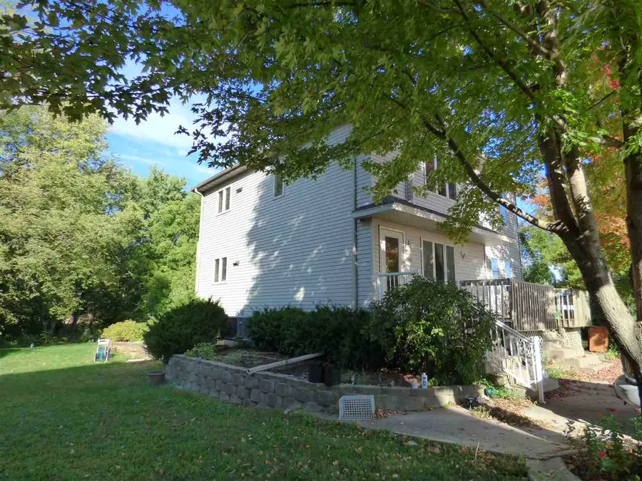 4591 SE Sand Rd, Iowa City, IA 52240 - Image #3