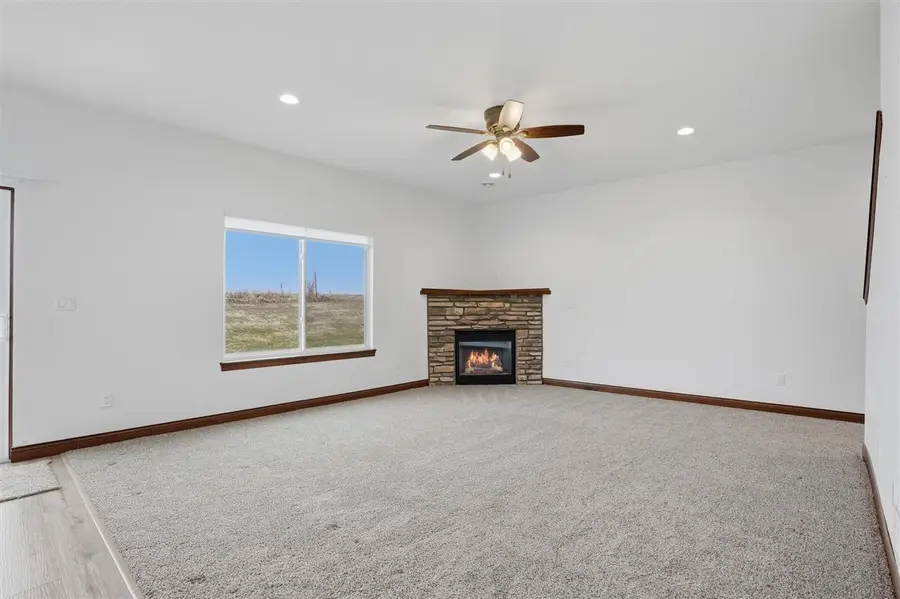 1832 Goose Lake Cir, North Liberty, IA 52317 - Image #3