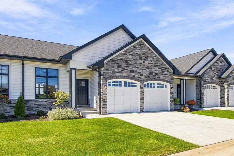 2882 Crimson Ln #C, Coralville, IA 52241 - #2