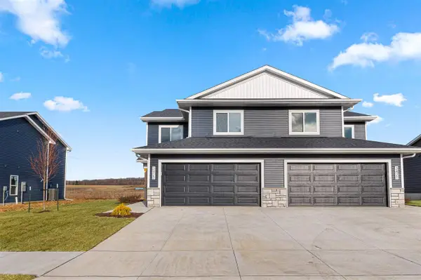 3452 Holderness Rd, Coralville, IA 52241