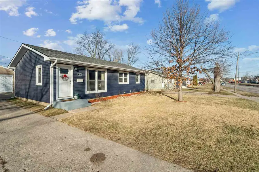 116 Edgewood Rd NW, Cedar Rapids, IA 52405 - #2