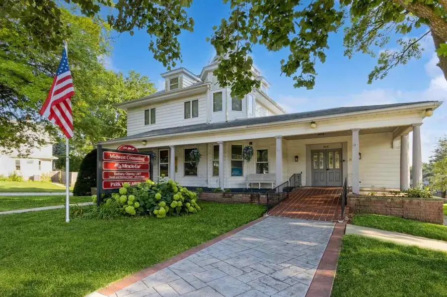 306 W State Street, Williamsburg, IA 52361 - Image #2