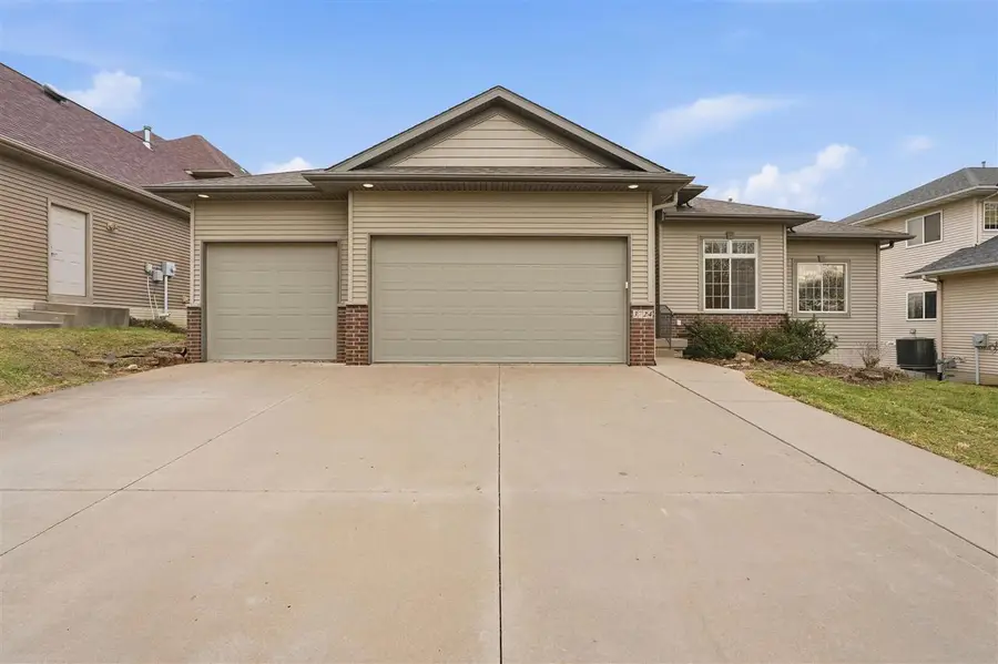 3724 Lower West Branch Rd, Iowa City, IA 52245 - Image #2