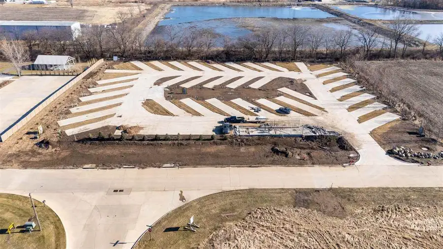 1188 Commercial Dr, Riverside, IA 52327 - Image #2