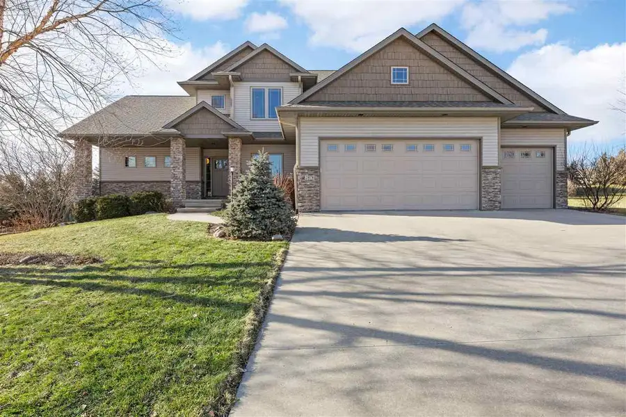2878 Ash Ct, Coralville, IA 52241 - Image #3