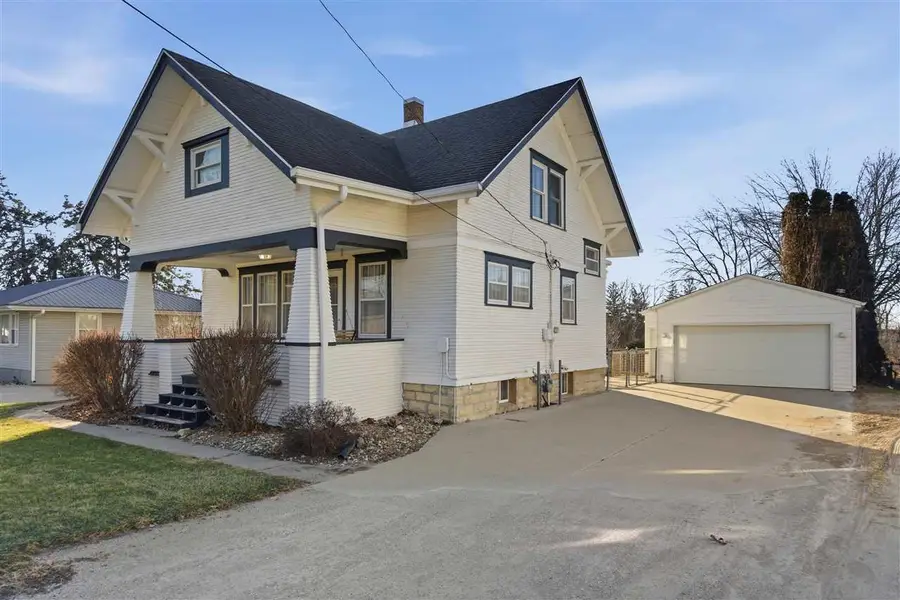 71 NE Central Avenue, Swisher, IA 52338 - Image #2