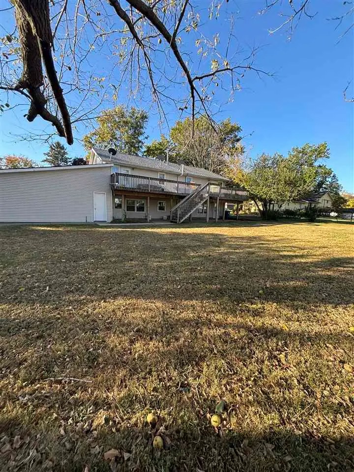 503 NW 8th Street, Mount Vernon, IA 52314 - Image #3