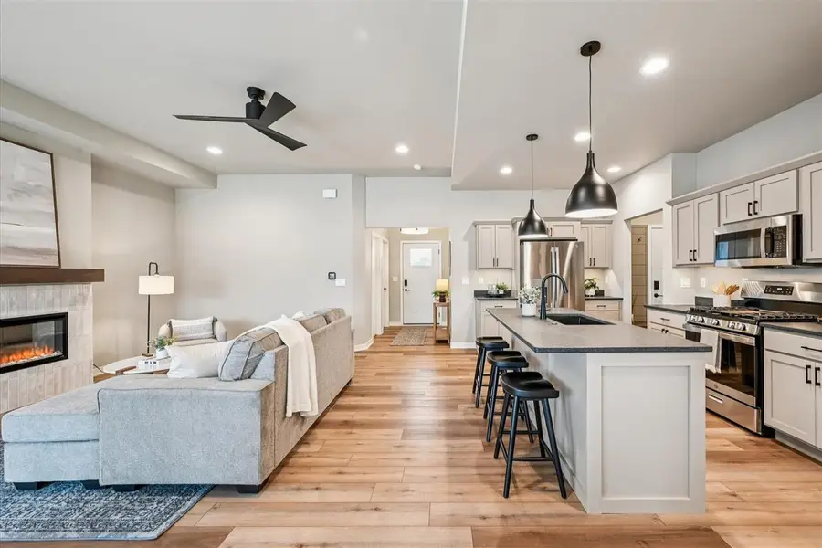 721 Chamberlin Ln, North Liberty, IA 52317 - Image #3