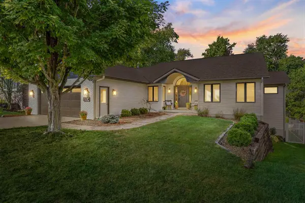 1804 Brown Deer Trl, Coralville, IA 52241