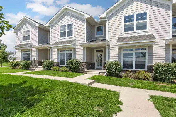 4104 Unbridled Ave, Iowa City, IA 52240