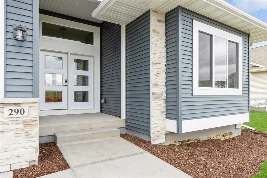 1201 Timber Trl, Solon, IA 52333 - #3