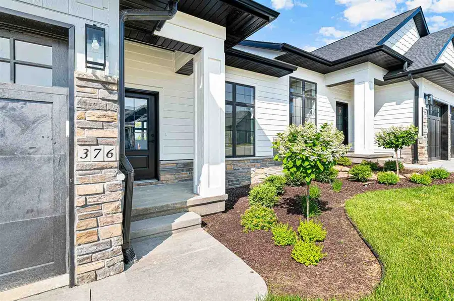 362 Hidden Ridge Dr, Coralville, IA 52241 - Image #3