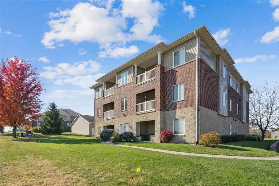 315 Taft Ave, Iowa City, IA 52245 - Image #2