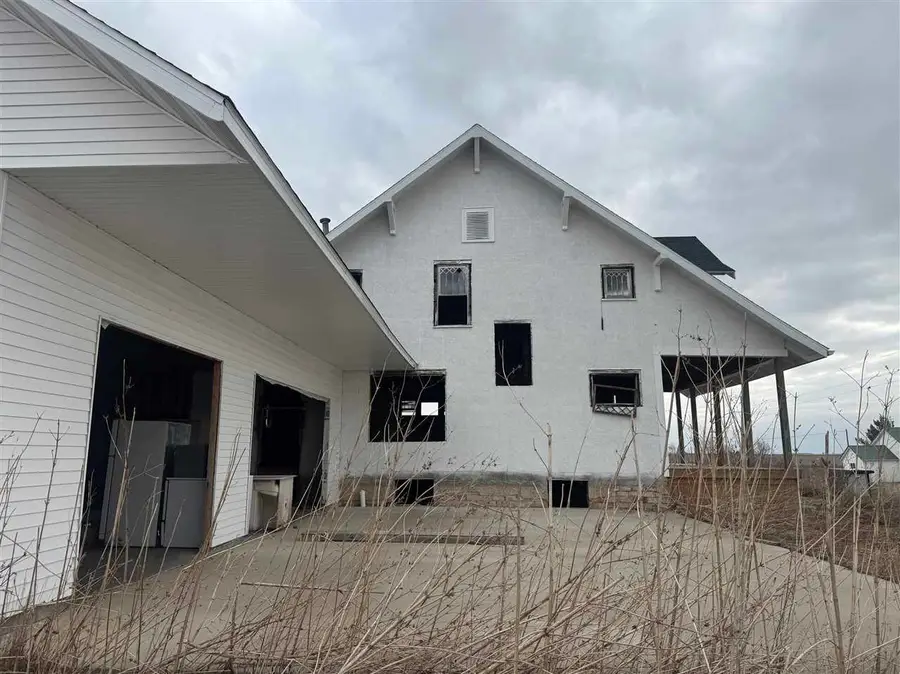 26921 Highway 92, Sigourney, IA 52591 - Image #2