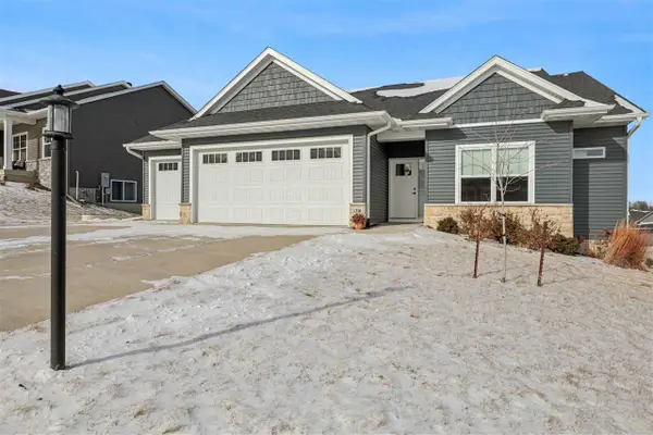 1310 E Gable Way, Tiffin, IA 52340