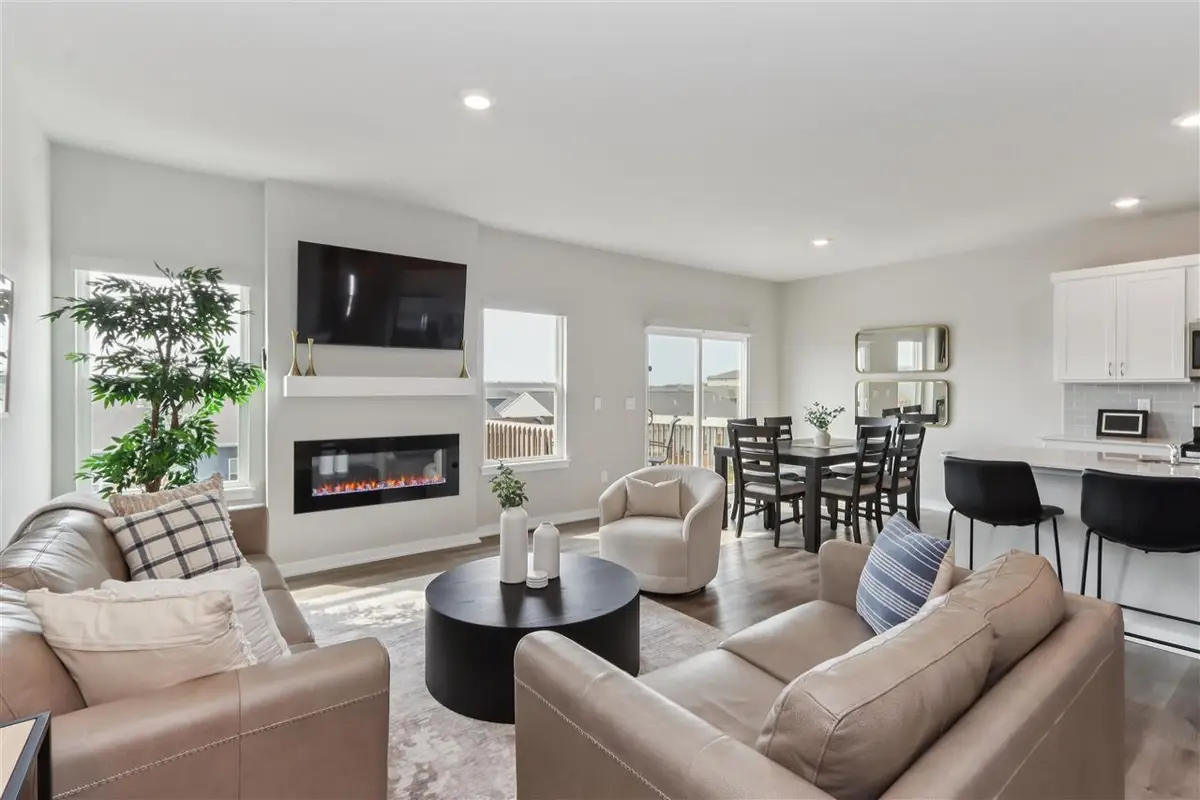 615 Maddie Ln, Tiffin, IA 52340 - Image #1