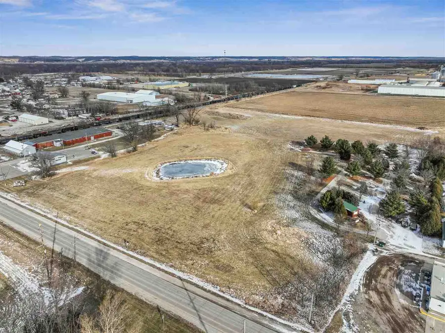 2219 Highway 6 Trail, Marengo, IA 52301 - Image #3