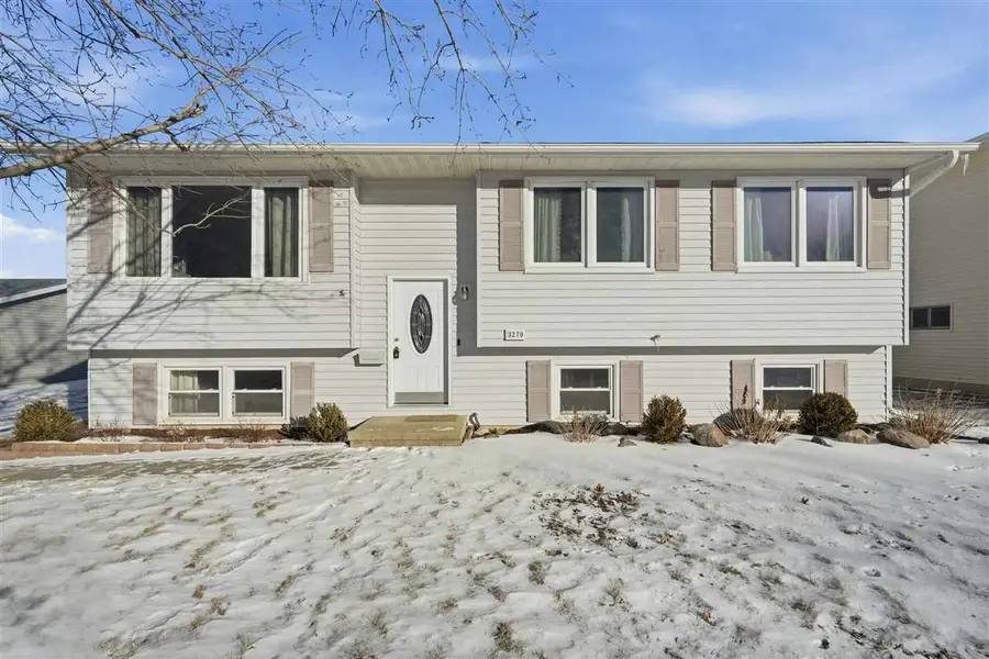 3270 28th Ave, Marion, IA 52302 - Image #2