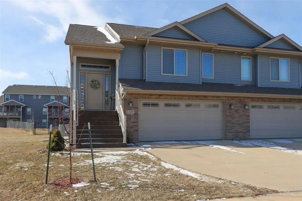 1247 Mary Ln, North Liberty, IA 52317 - #1