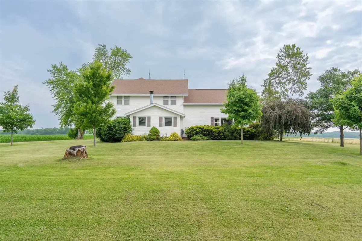 9996 W Ave, Columbus Junction, IA 52738 - #1