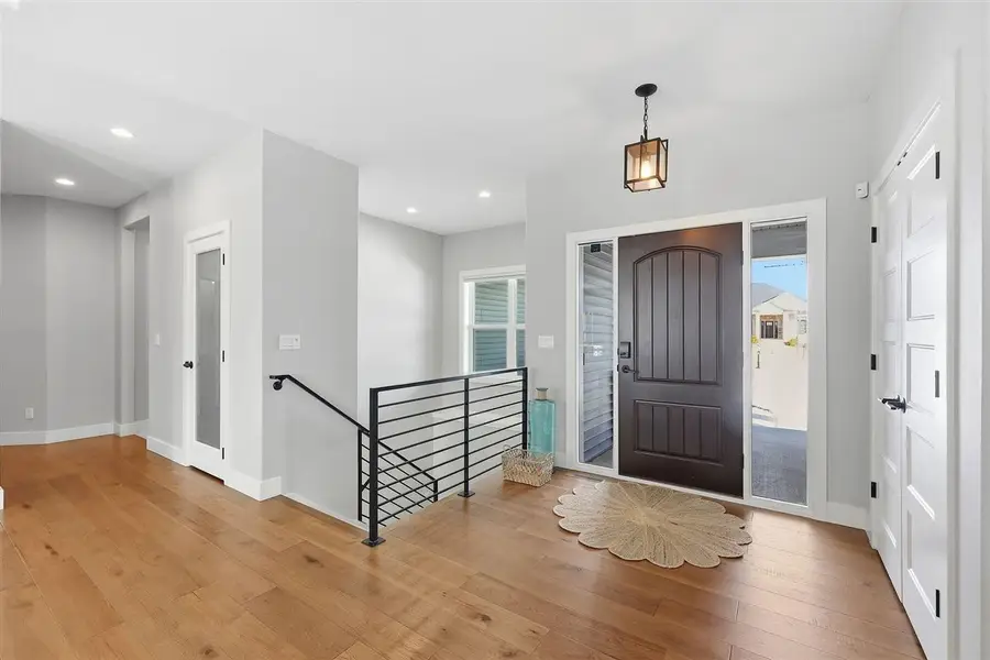 3004 Forrest Meadow Ln, Hiawatha, IA 52233 - Image #3