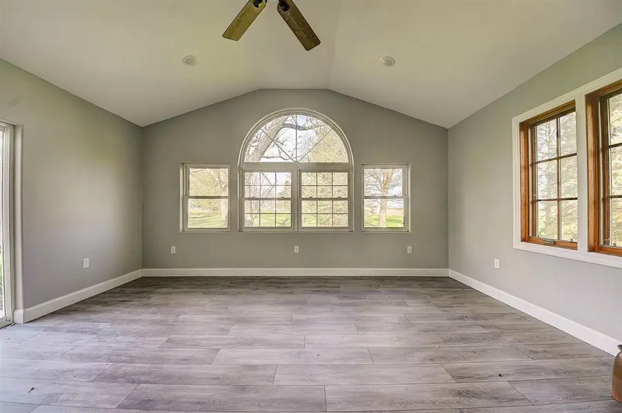 1210 Davis Avenue, West Liberty, IA 52776 - #2