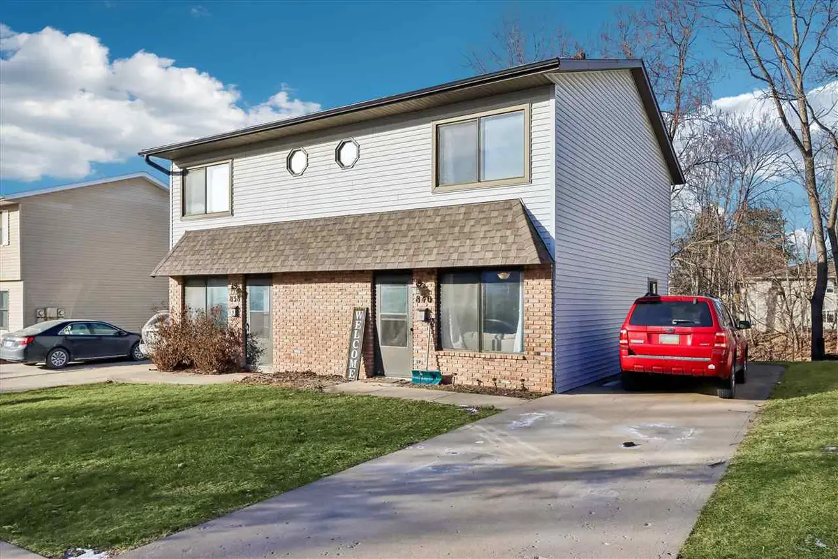 838-840 Page St, Iowa City, IA 52240 - #1
