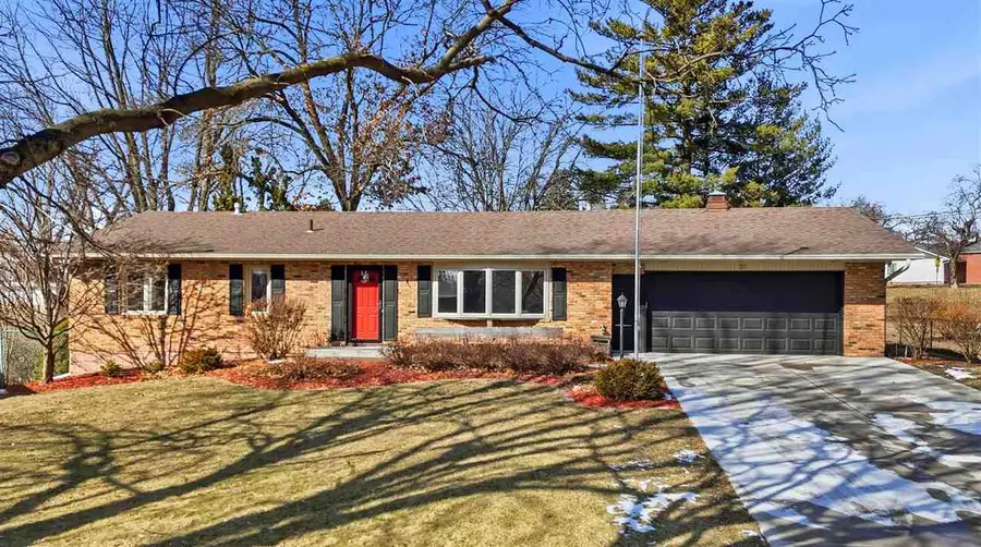 31 Bedford Ct., Iowa City, IA 52240 - #2