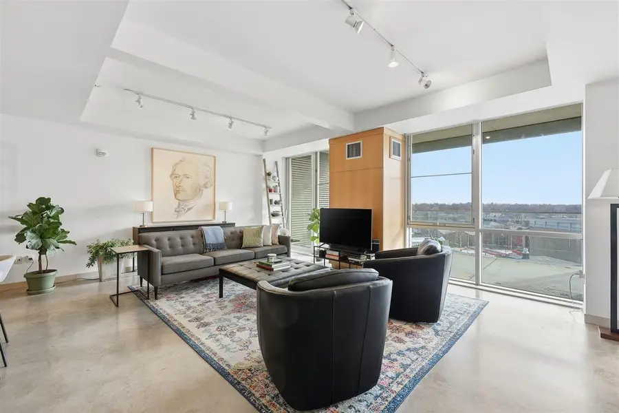 221 E College #808, Iowa City, IA 52240 - #3