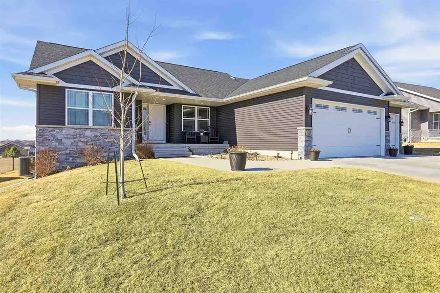 1003 Croell Ave, Tiffin, IA 52340 - Image #2