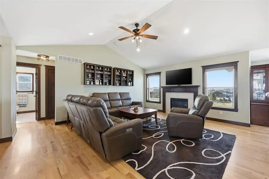 1003 Croell Ave, Tiffin, IA 52340 - Image #3