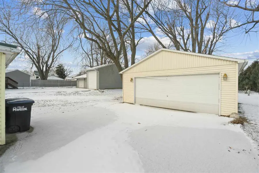 900 25Th St, Marion, IA 52302 - Image #3