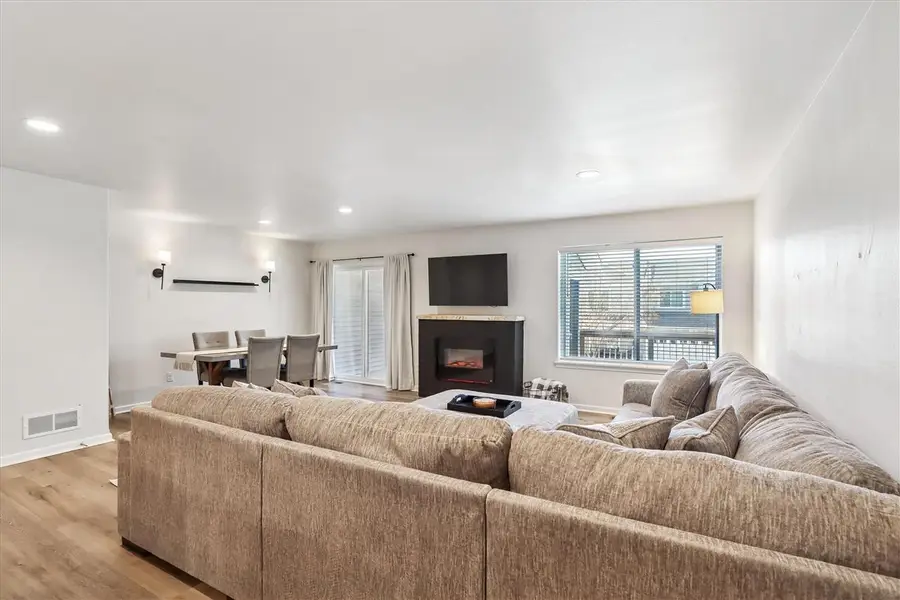 1224 Ronald Way, North Liberty, IA 52317 - #3