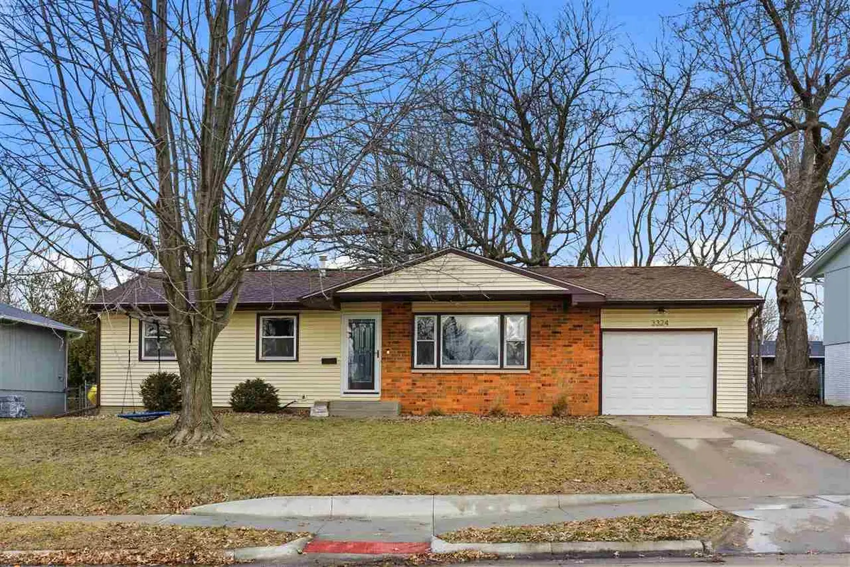 3324 Arbor Dr, Iowa City, IA 52245 - Image #1