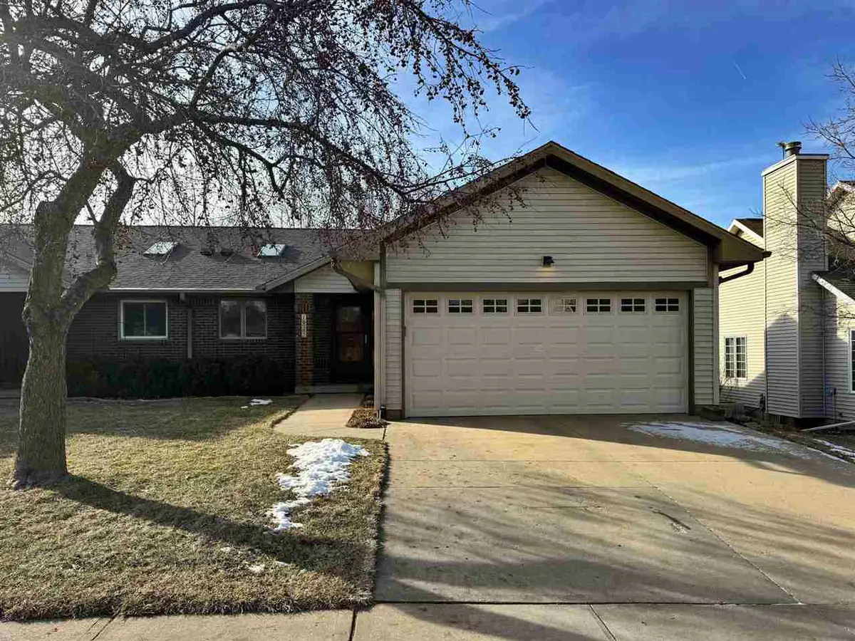 1925 Jeffrey Street, Iowa City, IA 52246 - #1