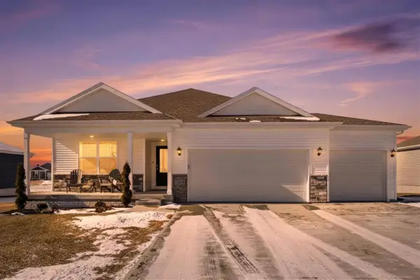 7114 Harlan Eddy Dr SW, Cedar Rapids, IA 52404