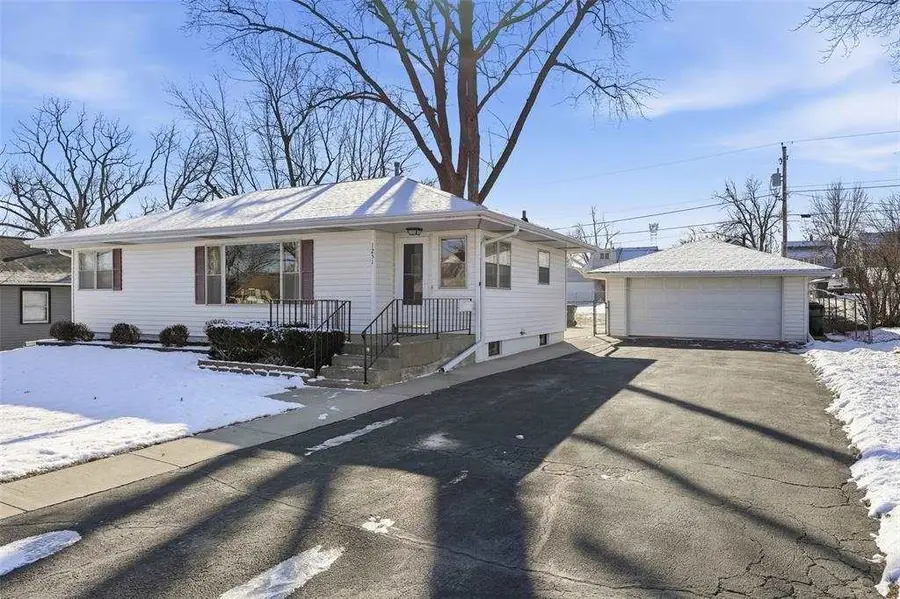 1251 18th Ave SW, Cedar Rapids, IA 52404 - Image #2