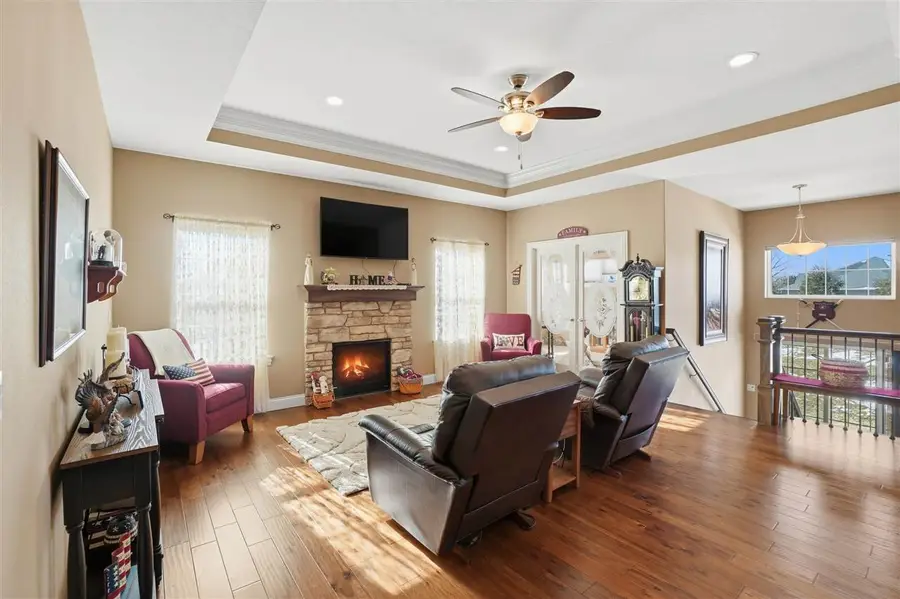 340 Cemar Ct, Marion, IA 52302 - Image #3